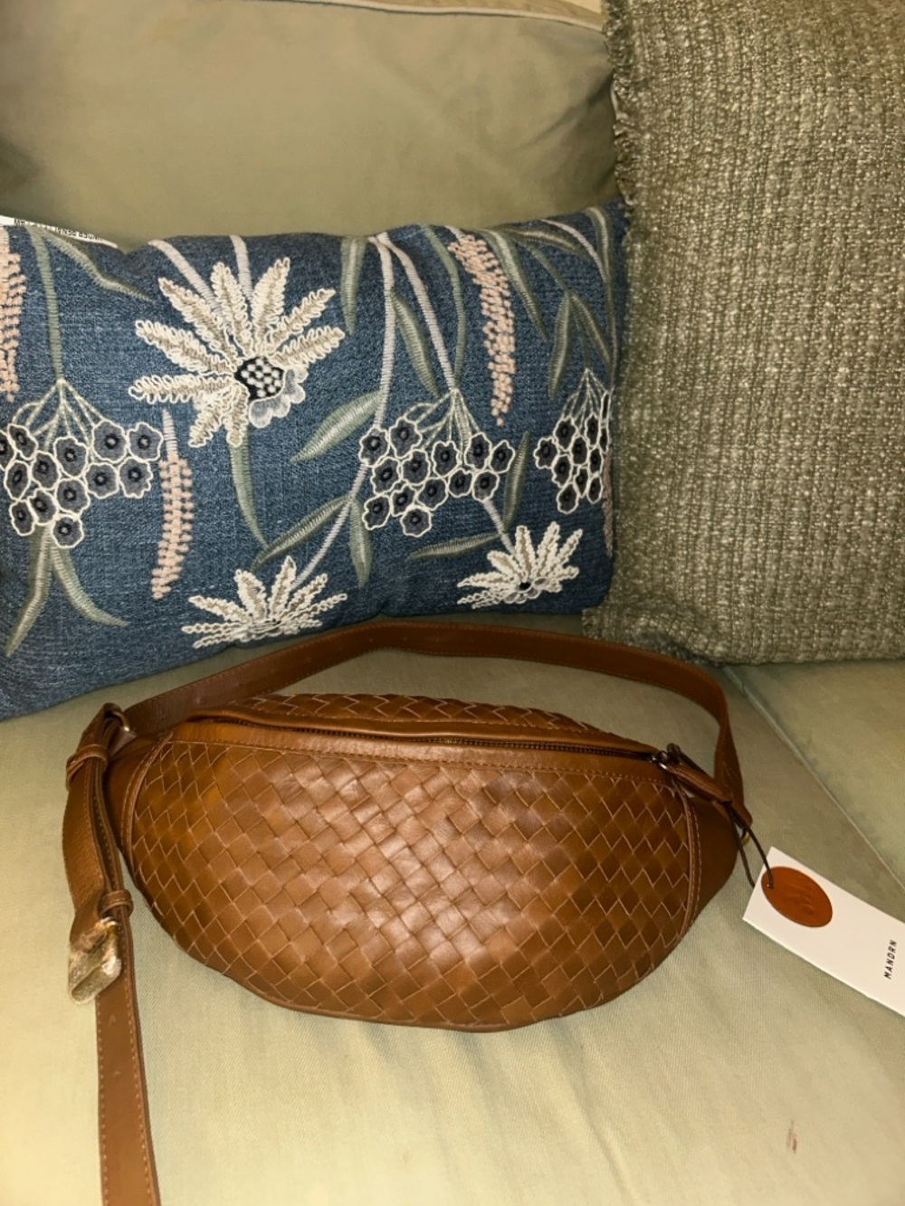 NWT MANDRN Atlas Woven Leather Bag. - Picture 4 of 10